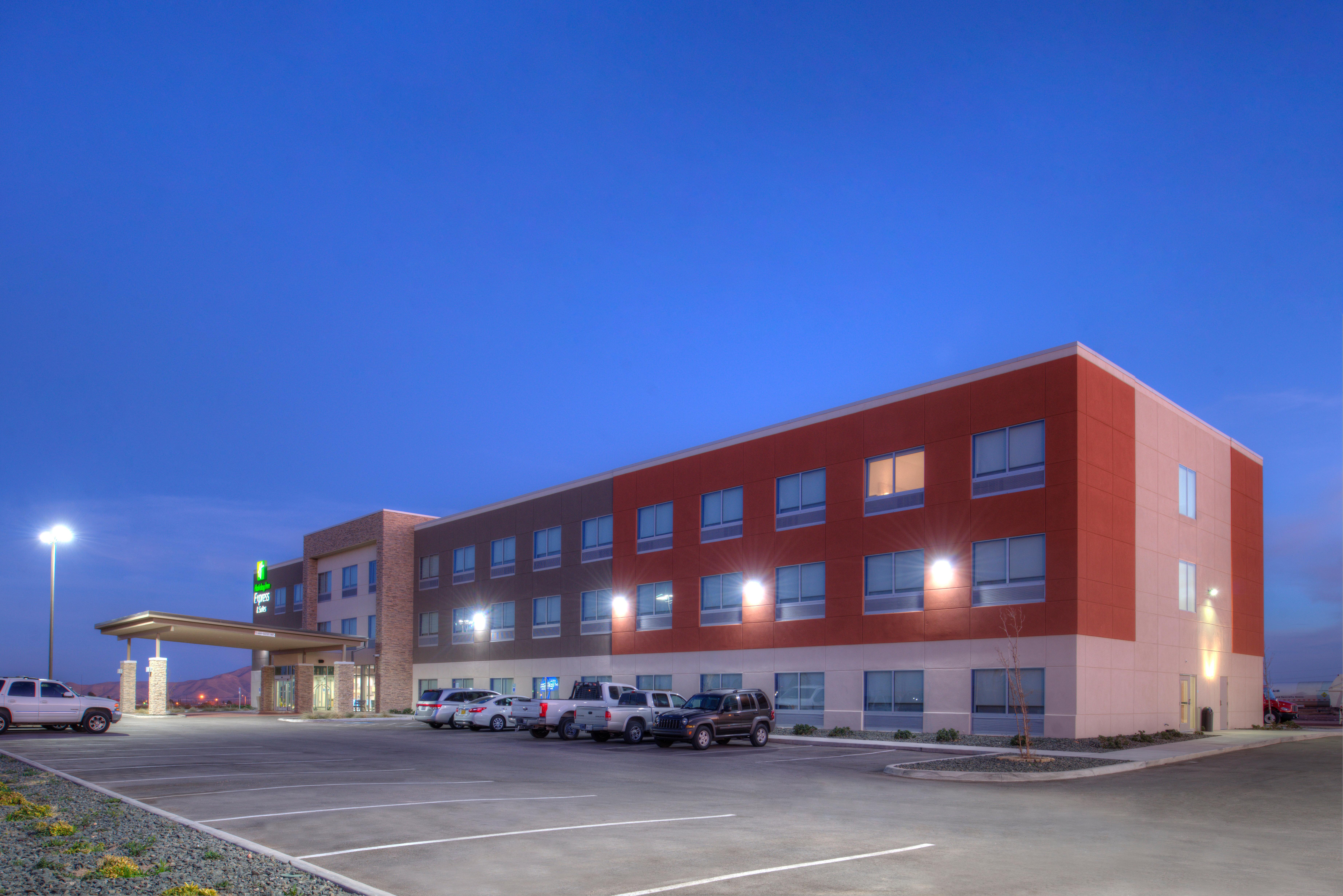 Holiday Inn Express & Suites - Van Horn By Ihg Exterior foto